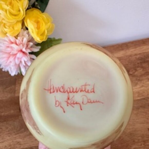 Fenton Burmese Glass‎ Basket Hand-Painted Signed Kay Davis Ruffled Rim Vintage - Picture 9 of 9